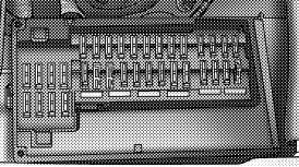 Chrysler Crossfire (2004) - fuse box diagram - Auto Genius