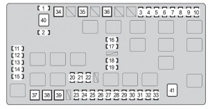 Toyota FJ Cruiser - fuse box - engine compartment (type A)