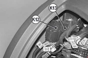 Komatsu WV03S-5 - fuse box diagram