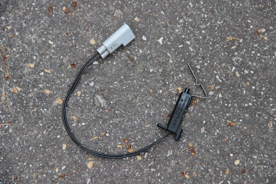 Ford Focus MK2 outdoor temperature sensor