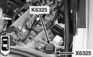 BMW 3 series E46 - fuse box diagram - K6325 reversing light relay (ME9)