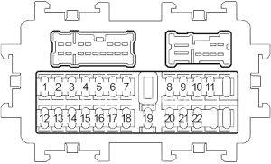 Infiniti G35 - fuse box diagram - passenger compartment fuse box